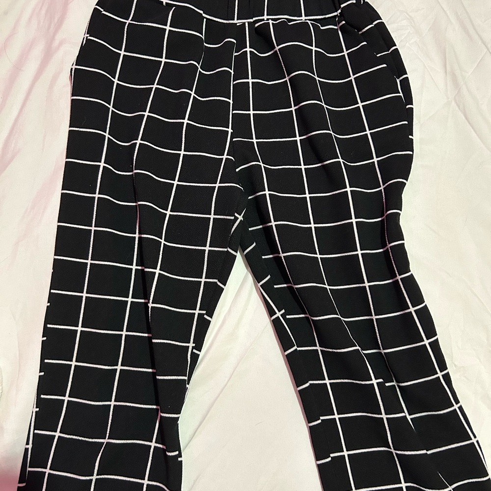 SHEIN Monochrome Grid Women's Trousers